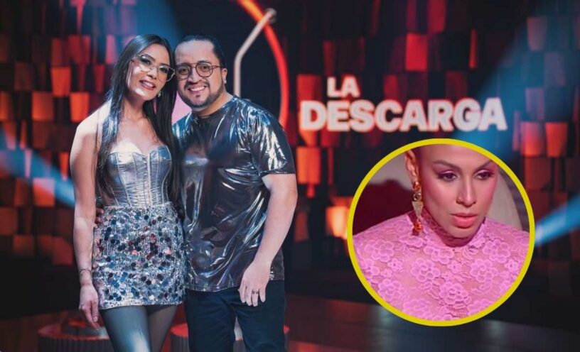 Pareja de esposos que canta en La Descarga