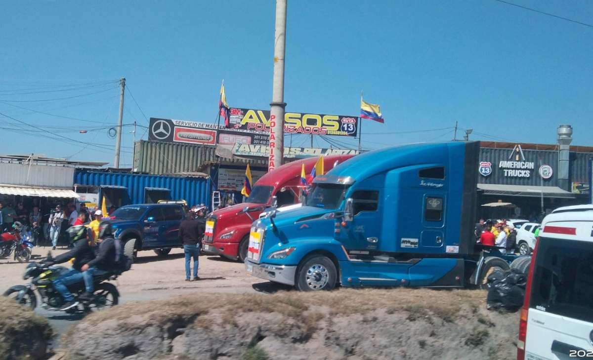 Paro De Camioneros Hoy 2024 Leann Myrilla