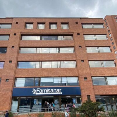 primera Mesa de Atención Personalizada Famisanar en Bogotá