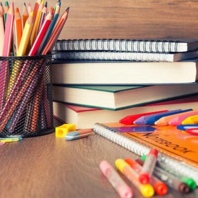 qué elementos no pueden pedir los colegios