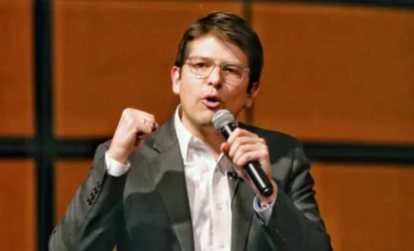 ¿Quién es el hermanastro de Miguel Uribe Turbay?
