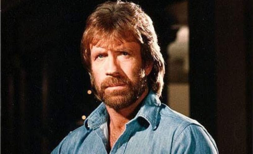 Chuck Norris, después de 20 años, regresa a las pantallas y está irreconocible