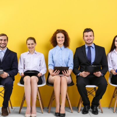 Ritual con vela amarilla para conseguir trabajo ¡Aprende a hacerlo!