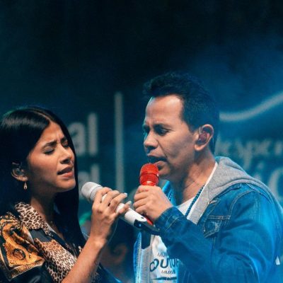 secretos de la novia de Jhonny Rivera