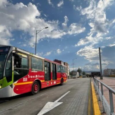 Transmilenio ha anunciado cambios en sus rutas y horarios