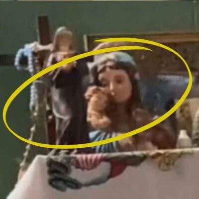 Video de la figura de la Virgen María "hablando"