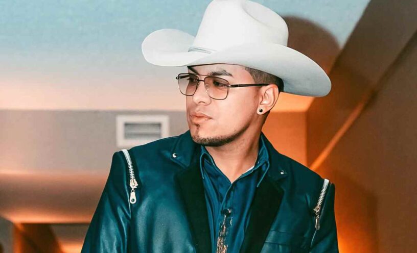 Yeison Jiménez está regalando becas y descuentos en educación