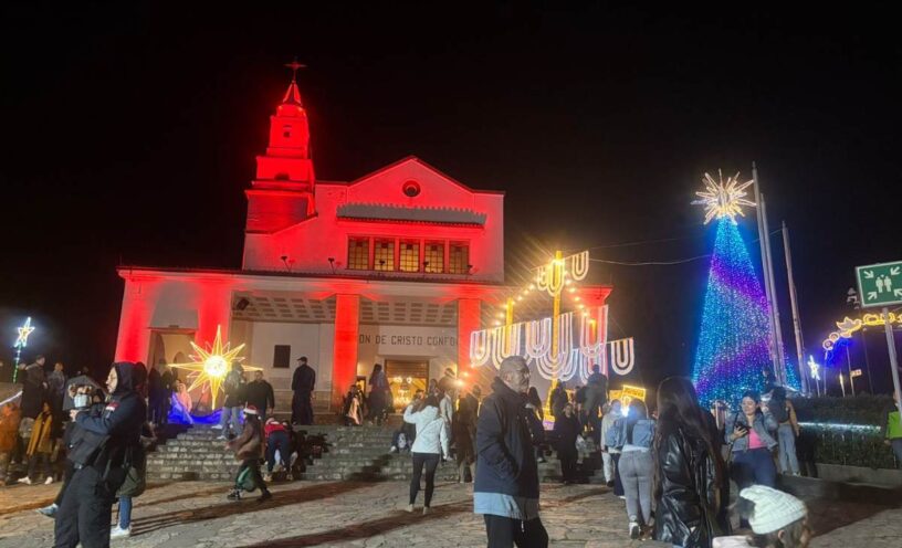 cuándo inicia alumbrado Monserrate