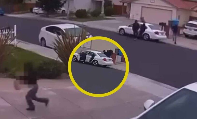 El video de la niña que corre a refugiarse al ver a varios hombres perseguirla frente a su casa