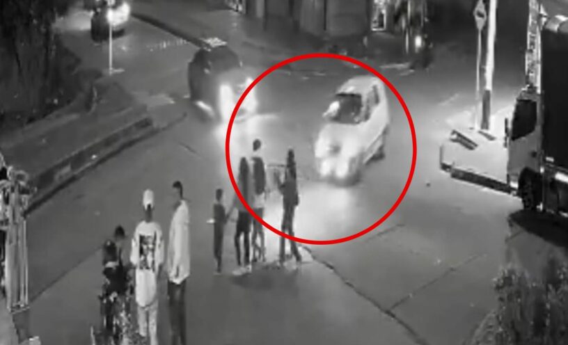taxi atropelló a 11 personas