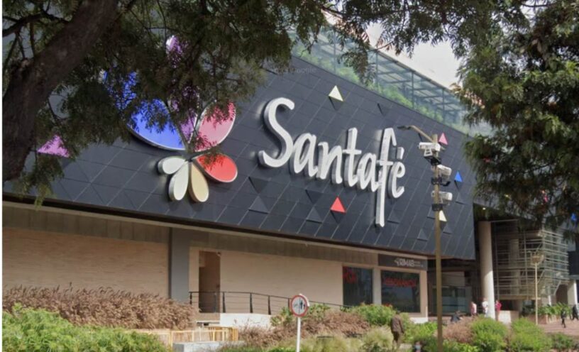 mujer murió en el Centro Comercial Santa Fe