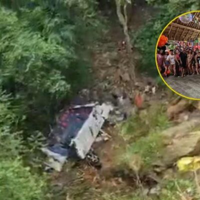 ¿Quién organizó la excursión de los estudiantes del accidente del bus en Antioquia?