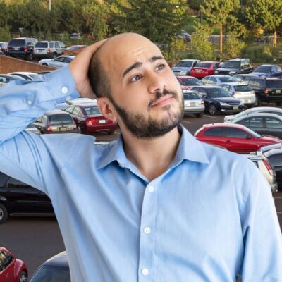 precio parqueaderos