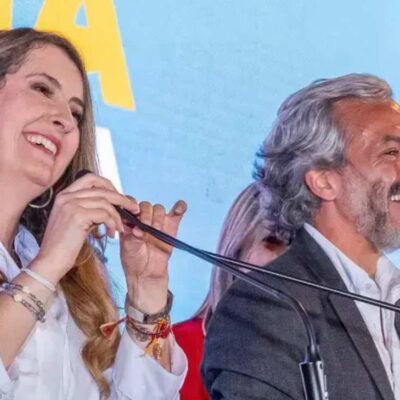 ¿Cuál sería el sueldo de Juan Daniel Oviedo como vicepresidente si Paloma Valencia gana la presidencia?