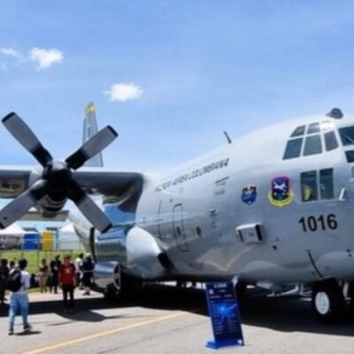 video avión Hércules