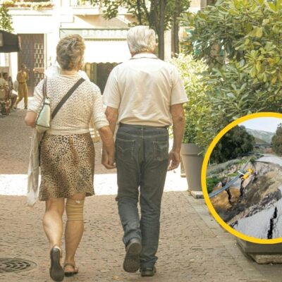 El abrazo de una pareja de adultos mayores durante el temblor