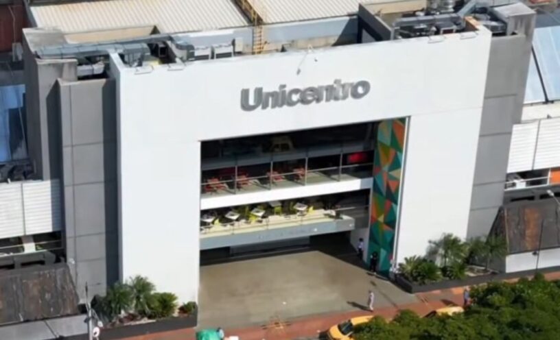 Se cayó el techo de Unicentro Medellín y el impactante momento quedó en video